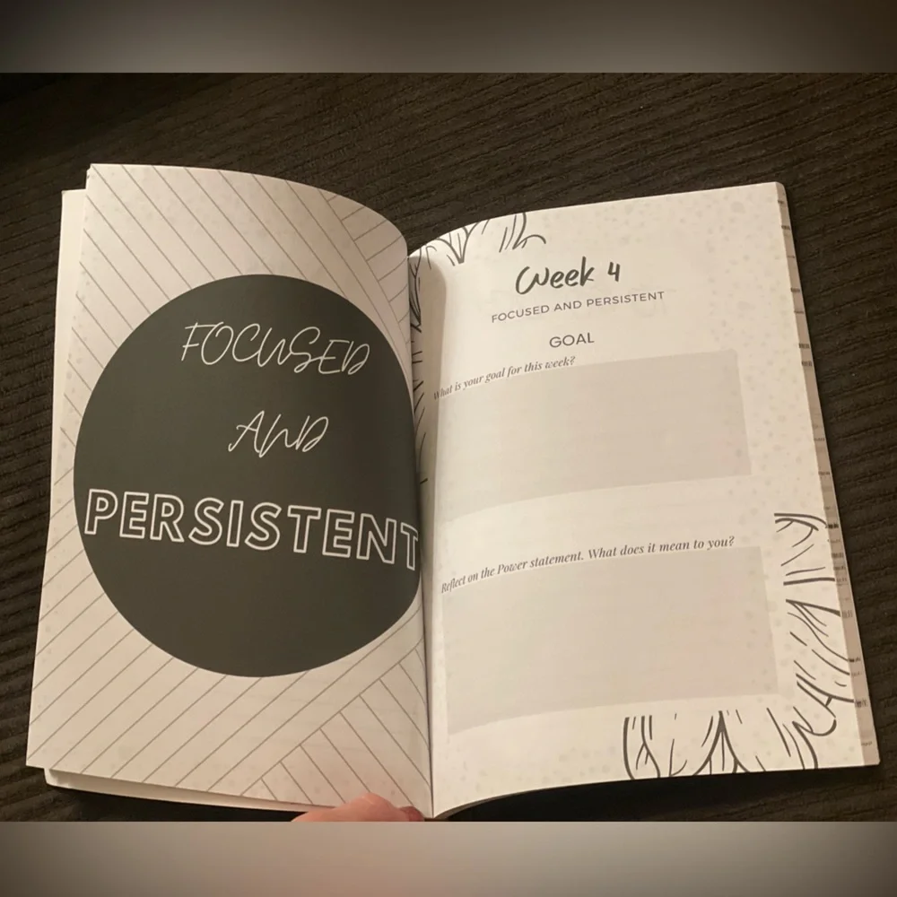 Goal Journal, ‘Girl Meets Goal’ — 12 Week Journal To Conquer Goals Like A Boss!